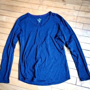 100% Merino Wool, Long-sleeve base layer